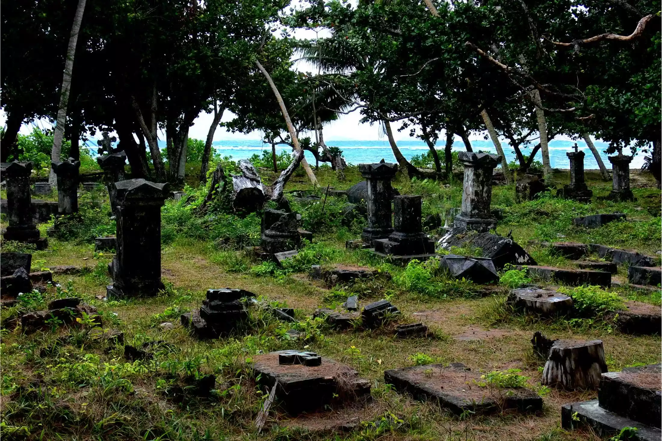 Pirate cemetery in the Seychelles, next to a beach.